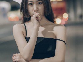 夜景闪光灯人像摄影(夜景人像闪光灯补光技巧)