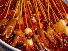 中国各地美食介绍特色(全国各地特色美食介绍图文并茂)