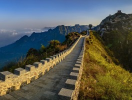 旅游景点轿顶山日记(美丽的轿顶山三百字作文)