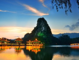 肇庆景点(肇庆景点大全)