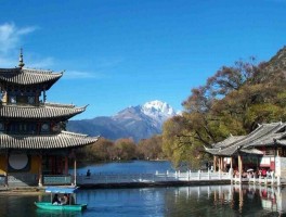 去昆明旅游住哪里好玩(去昆明旅游住哪里好玩呢)