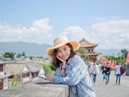 中老年旅行拍照技巧图解大全视频(中老年旅行拍照技巧图解大全视频下载)
