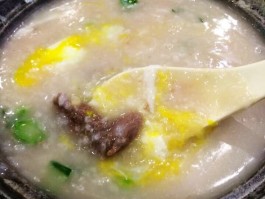 牛肉蛋花粥(牛肉蛋花粥热量)