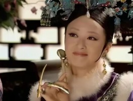 包含《甄嬛传》明知华妃爱吃醋，皇上为什么要当着华妃的面，夸赞宫女福子？的词条