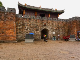 深圳大鹏古城(深圳大鹏古城怎么坐地铁去)