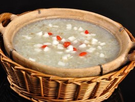 养生粥食谱(补血益气粥养生粥食谱)