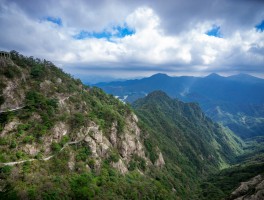 明堂山(明堂山风景区游玩攻略)