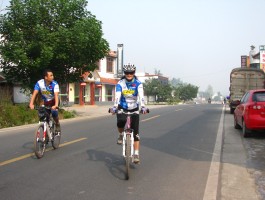 自贡骑自行车旅游路线图(自贡骑自行车旅游路线图片)