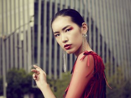 时尚人像摄影摆姿(时尚人像摄影摆姿宝典)