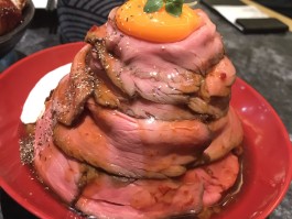 关于日月光美食广场旅游攻略的信息