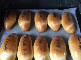 烤面包的做法烤箱(烤面包的做法烤箱多少度)