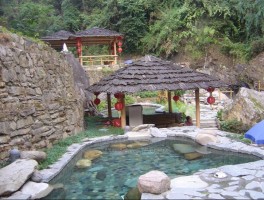 桂林龙胜温泉(桂林龙胜温泉度假中心酒店)