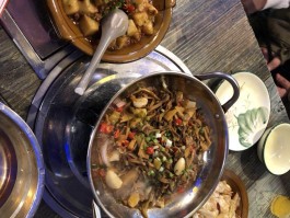 岳阳旅游攻略美食可带走(岳阳旅游必去十大景点推荐)