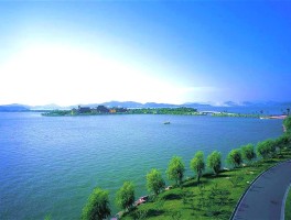 东钱湖旅游度假区(宁波市东钱湖旅游度假区)