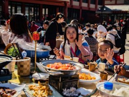 适合美食旅游(适合美食旅游的地方)