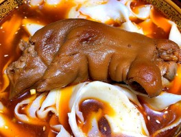 四川各地出名的美食(四川各地出名的美食店有哪些)