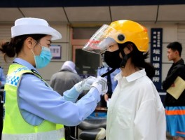 骑自行车旅游一定要带头盔吗(骑自行车旅游一定要带头盔吗男生)