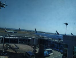 旅行机场拍照技巧图解(旅行机场拍照技巧图解视频)