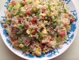 炒米饭的做法(炒米饭的做法大全家常)