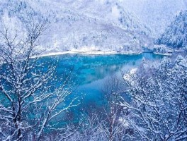 九寨沟旅行的心情说说(九寨沟旅行朋友圈发的说说)