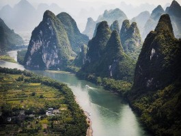 桂林阳朔旅游攻略十里画廊美食(桂林旅游攻略必去景点阳朔十里画廊图片)