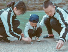 暑假带孩子去哪里旅游不热(暑假带孩子去哪里旅游不热还便宜)