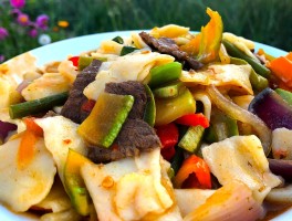 国内各地特色小吃美食推荐(全国各地著名的小吃特色都有什么)