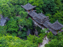 七月去哪里旅游避暑(七月去哪里避暑比较好)