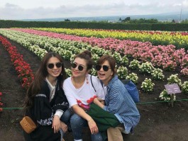 旅游拍照片技巧三个人图片(旅游拍照片技巧三个人图片怎么拍)