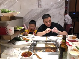 带娃旅游美食攻略(带娃旅游美食攻略图片)