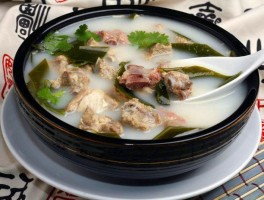 清汤排骨(清炖排骨的做法)