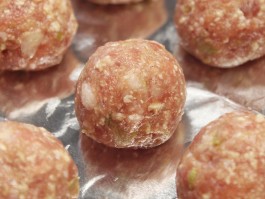 烧烤肉丸品种(烧烤肉丸子怎么做好吃)