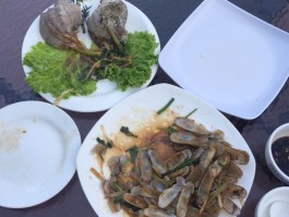 红岩餐厅旅游美食图片(红岩旅游风景区在什么地方)