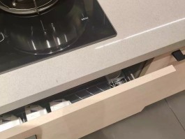 城市里的欧派(城市里的欧派游戏破解版最新版)