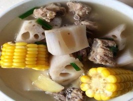 红枣莲藕排骨汤(红枣莲藕排骨汤怎么炖)
