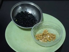 黑豆豆浆的做法(黑豆豆浆的做法大全)