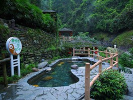 桂林龙胜温泉(桂林龙胜温泉度假中心)