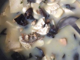 豆腐汤的做法(番茄豆腐汤的做法)