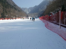 西安滑雪场哪家比较好(西安滑雪场哪家比较好一点)