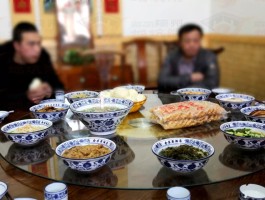 陕州地坑院美食旅游攻略(2021陕州地坑院免门票政策)