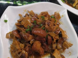 黄山旅游攻略宏村美食(黄山宏村自由行旅游攻略)