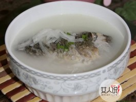 鲫鱼汤的做法大全(煎蛋鲫鱼汤的做法大全)