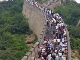 八达岭长城旅游日记英文介绍(写一篇关于八达岭长城的英文介绍)
