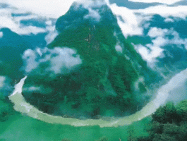 拍摄岩石地貌旅游gif图片(拍摄岩石地貌旅游gif图片高清)