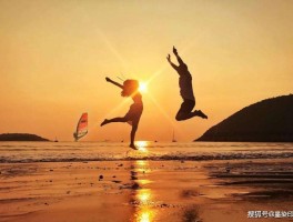 拍照技巧女生旅游(女生旅游拍照姿势摆法大全)