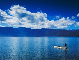 泸沽湖旅行拍照技巧和方法(泸沽湖旅行拍照技巧和方法视频)
