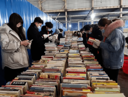 关于北京西南物流涿州园遭遇洪流，多家图书库房被淹，其中仅中图网库房内便有书约四百万册，或造成多大经济损失？的信息