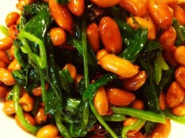 果仁菠菜(果仁菠菜的家常做法)
