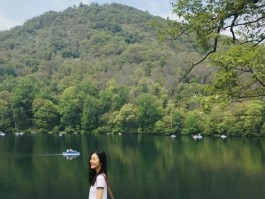 旅游拍照穿衣服的技巧是什么(旅游拍照穿衣服的技巧是什么意思)