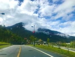 旅行挂什么镜头记录(旅行挂什么镜头记录最好)